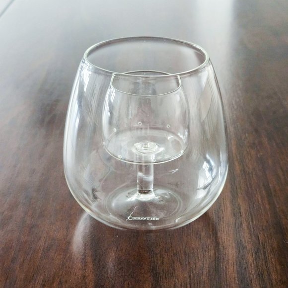 Chevalier Handcrafted Stemless Aerating Wine Glass in Great Condition - Picture 3 of 6
